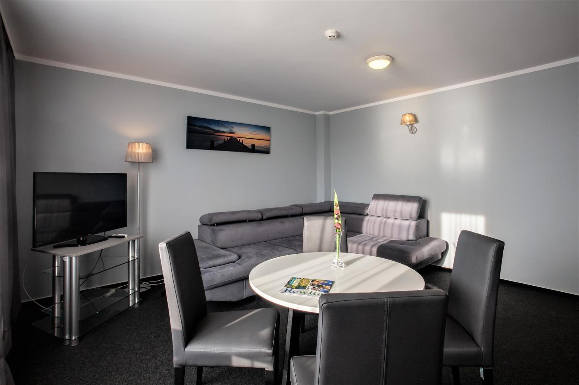 Rewita Rynia Hotel Бялобжеги Екстериор снимка