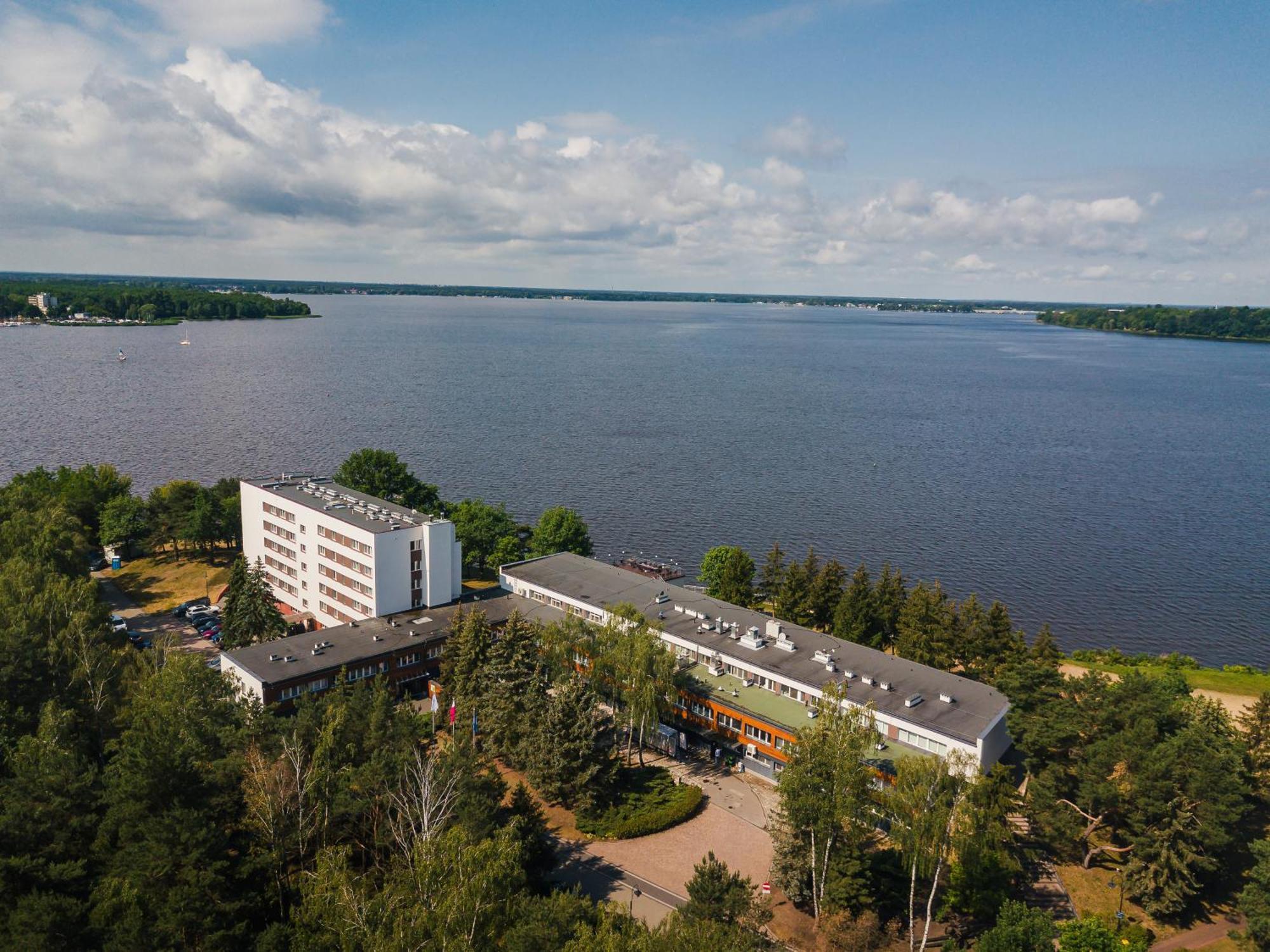 Rewita Rynia Hotel Бялобжеги Екстериор снимка