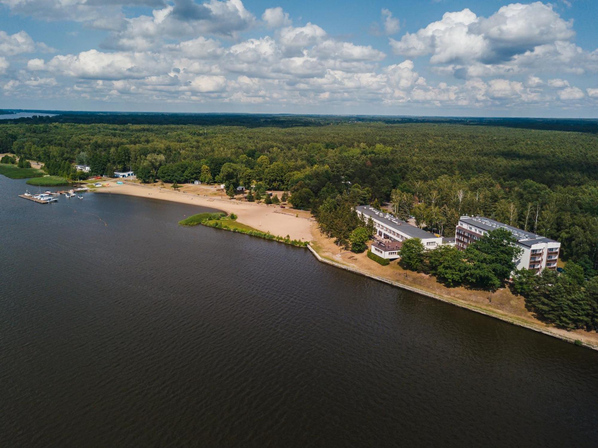 Rewita Rynia Hotel Бялобжеги Екстериор снимка
